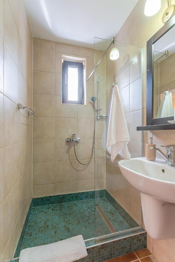 Vila Trubadur - Adults Only Bran  Zewnętrze zdjęcie